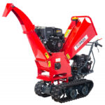 BROYEUR DE BRANCHES SUR CHENILLES MOTEUR 15 CH CHENILLES 180 MM