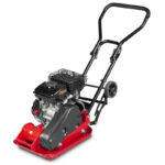 COMPACTEUR À PLAQUE VIBRANTE AVEC MOTEUR 8,2 KN 2,8 CH